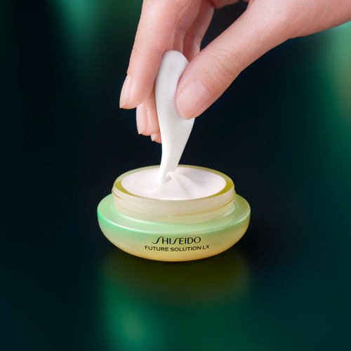SHISEIDO Future Solution LX - Enmei Crème Yeux Ultime SHISEIDO Future Solution LX - Enmei Crème Yeux Ultime